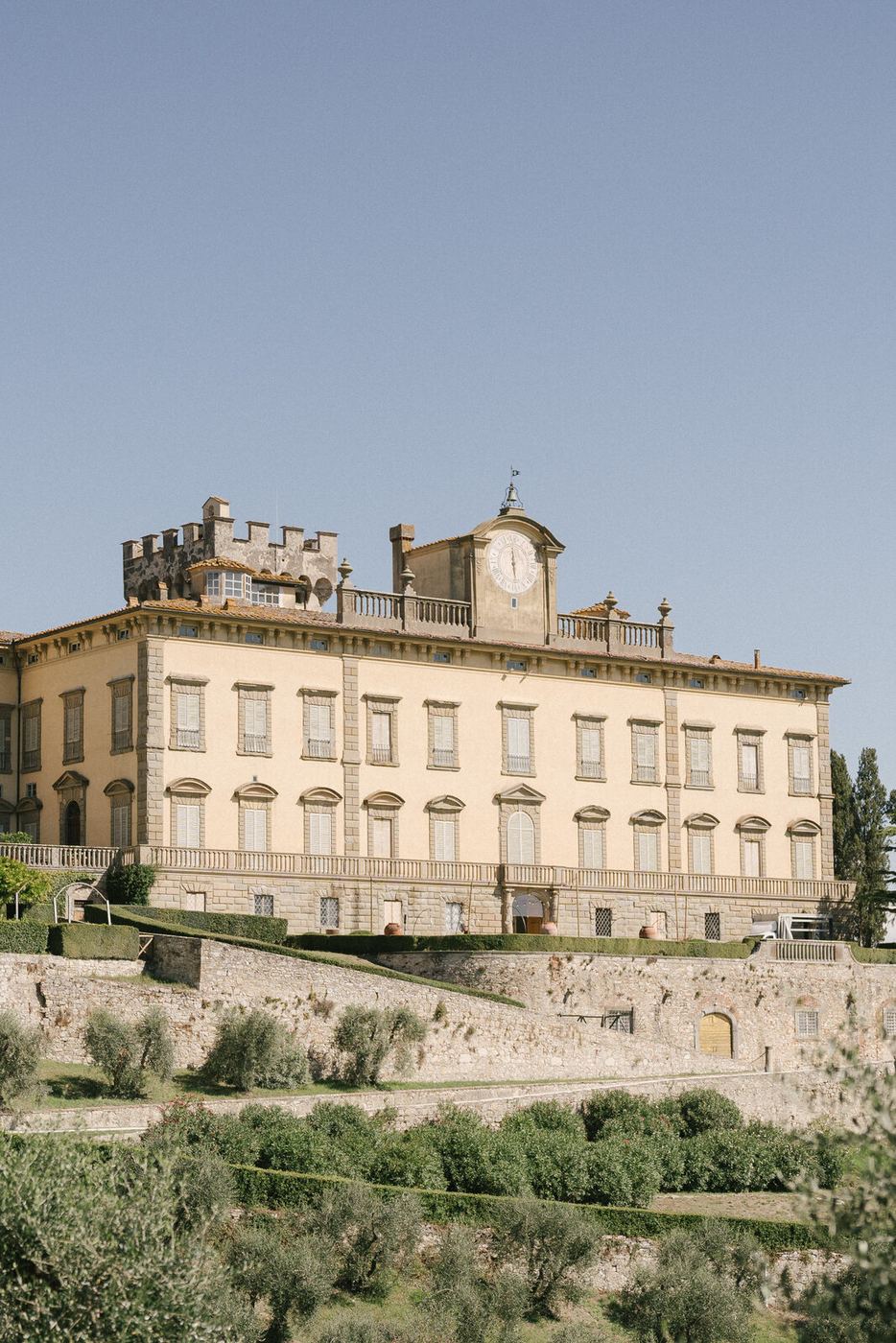 The façade