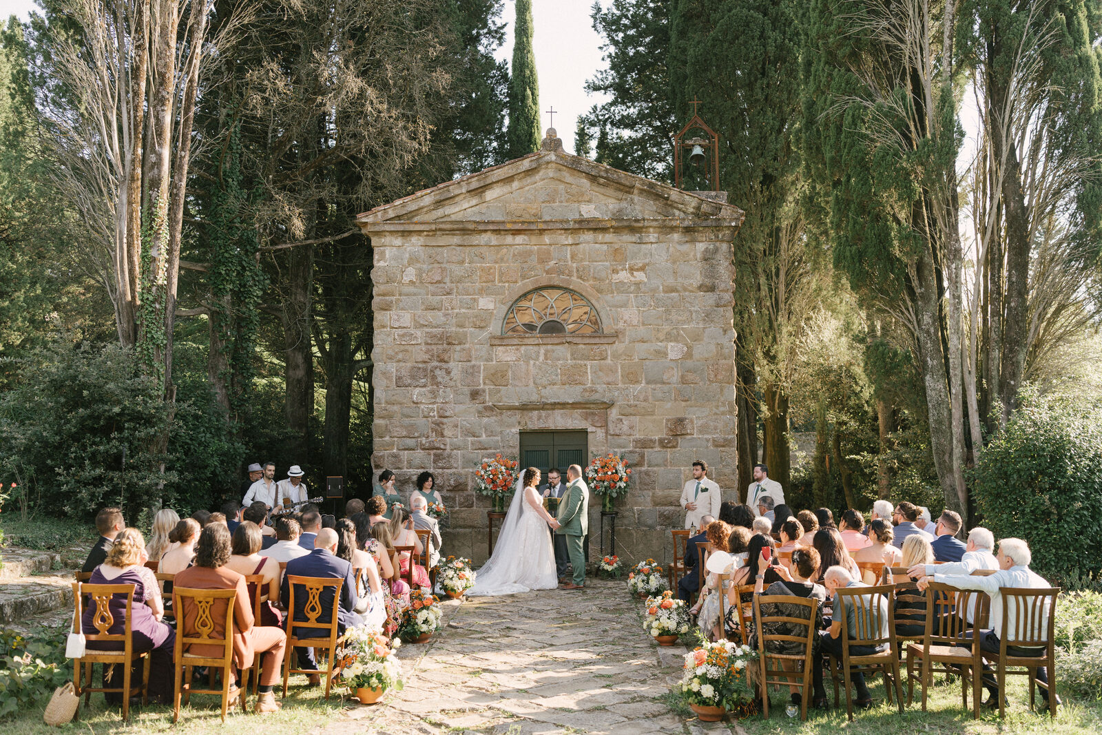 The ceremony, in the estate's own chapel