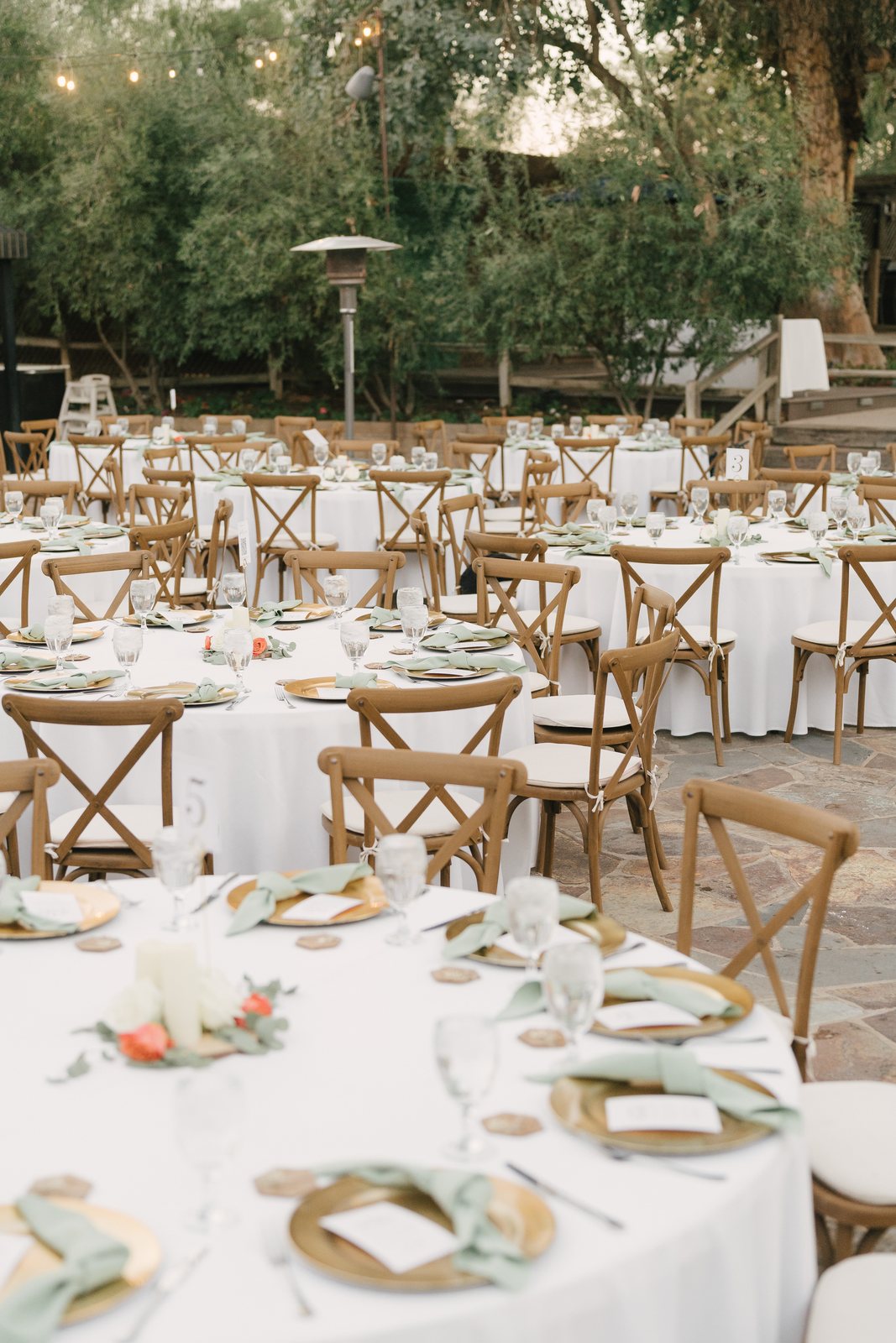 The tables, before dinner