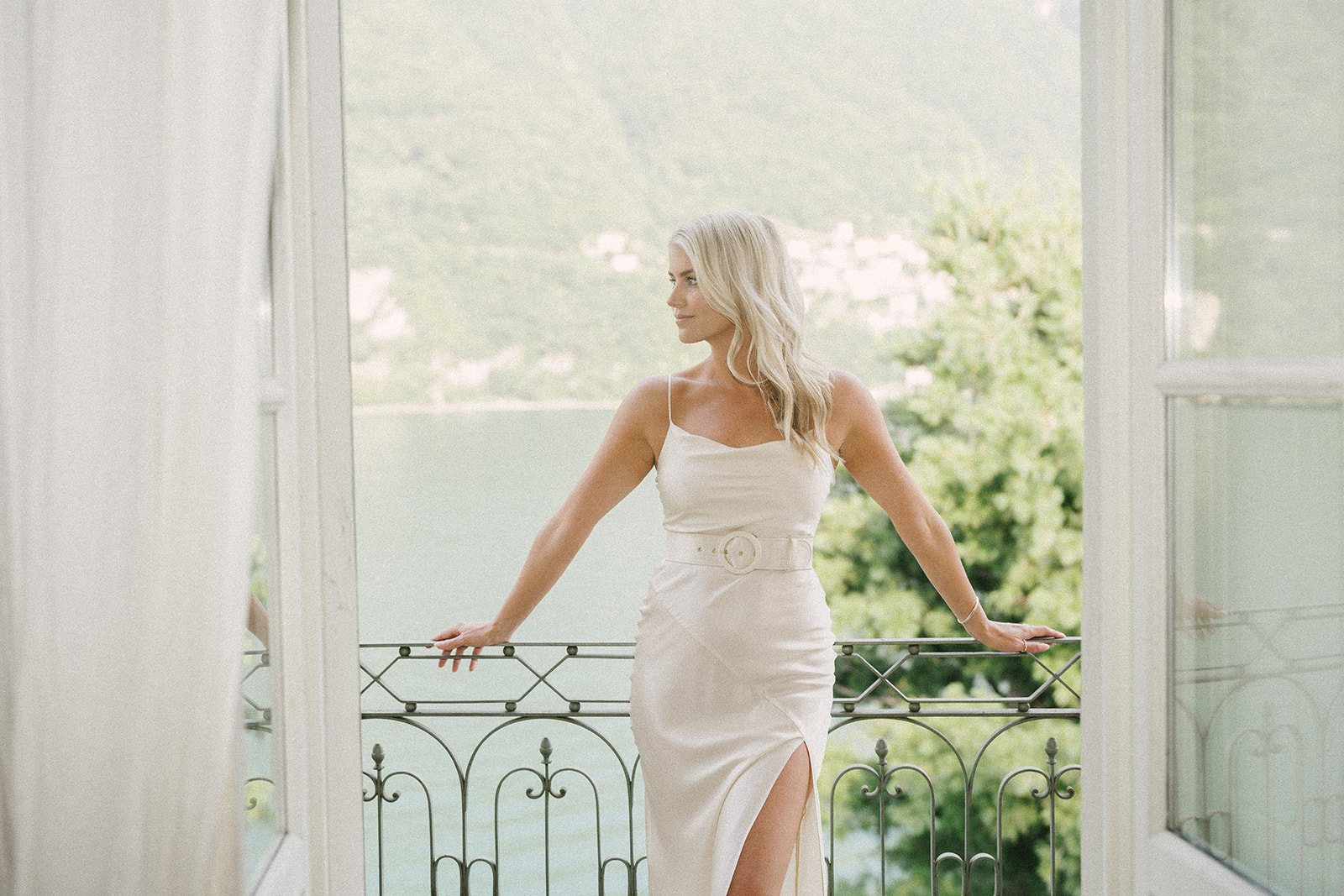 On the balcony over the lake