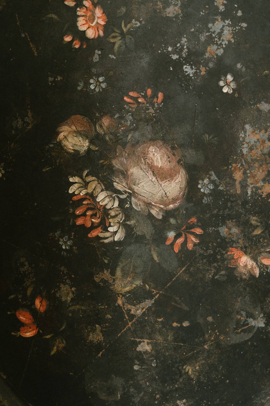 A frescoed room at Villa di Geggiano