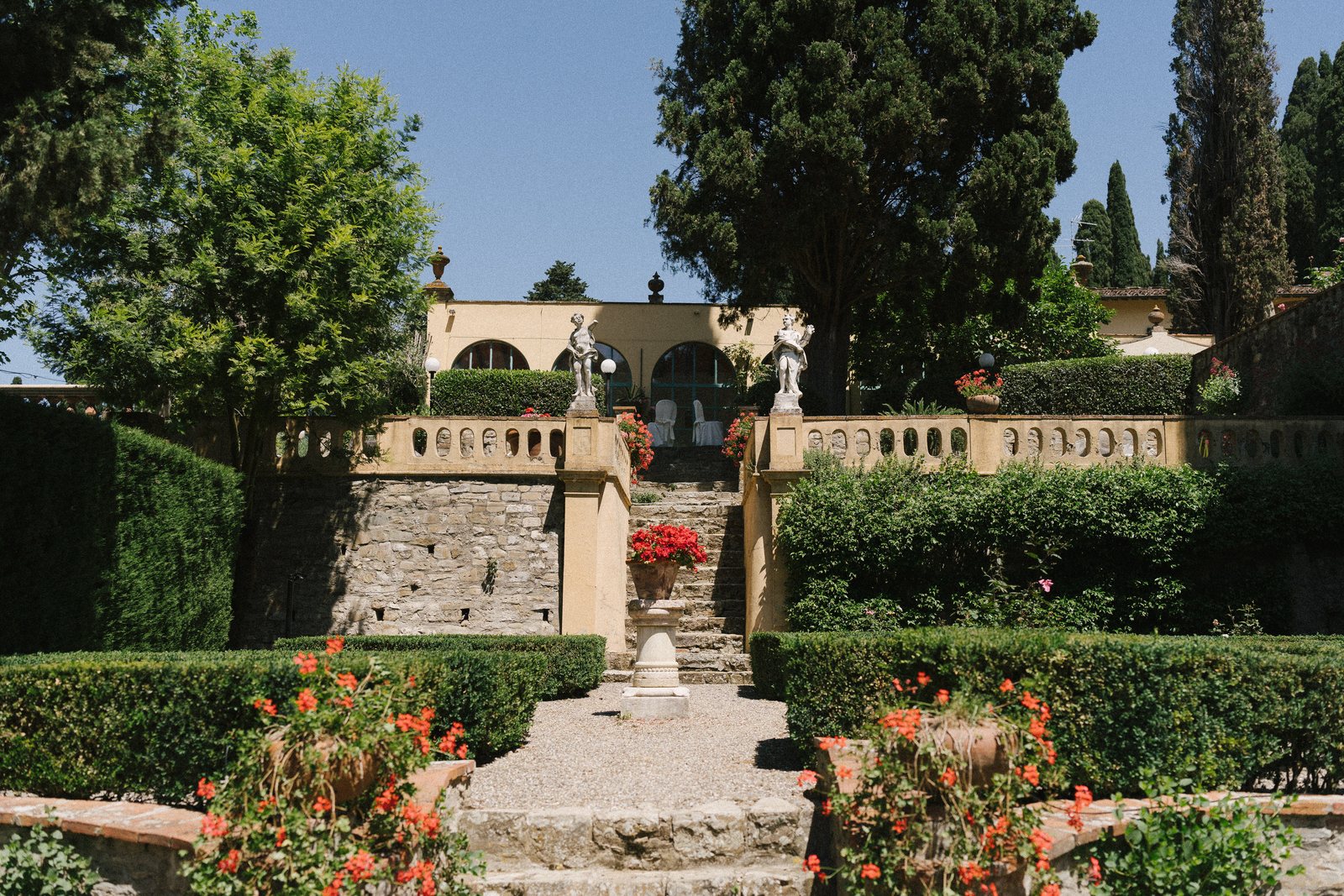 The garden, with the city under it