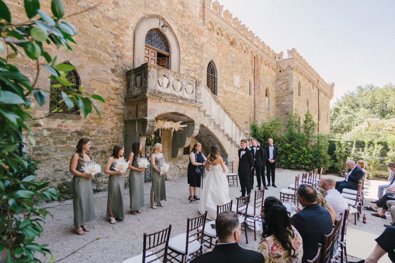 The ceremony, under the walls